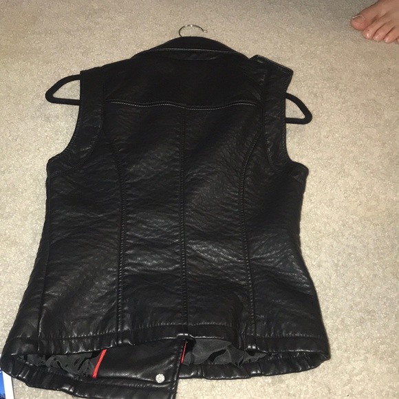 Blanc Noir Leather Vest - Picture 3 of 3